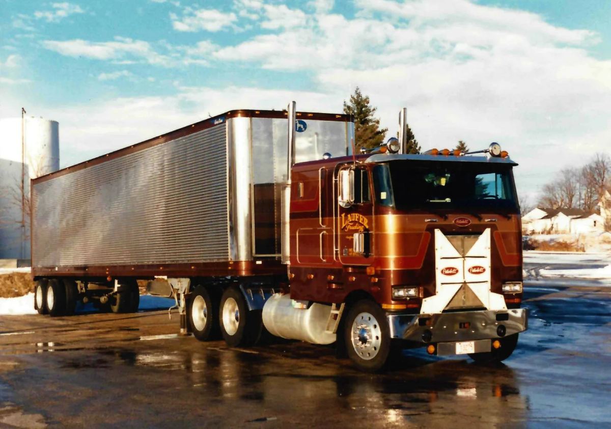Vintage Laufer Trucking Peterbilt cab-over rig